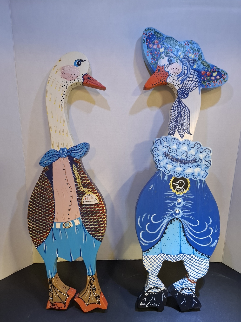 Vintage Hand-Painted Blue & White Decorative Goose Pair - Charming Home Accent
